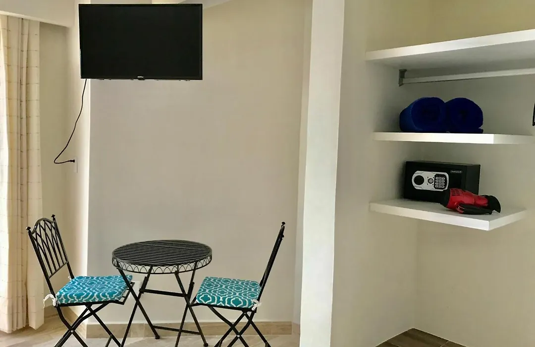 Ova Apartments Cancun-1
